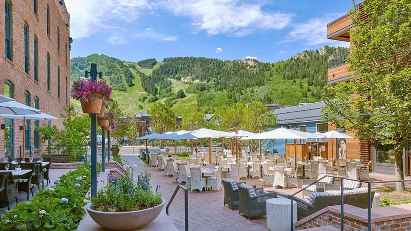 Hotel Jerome, Auberge Resorts Collection